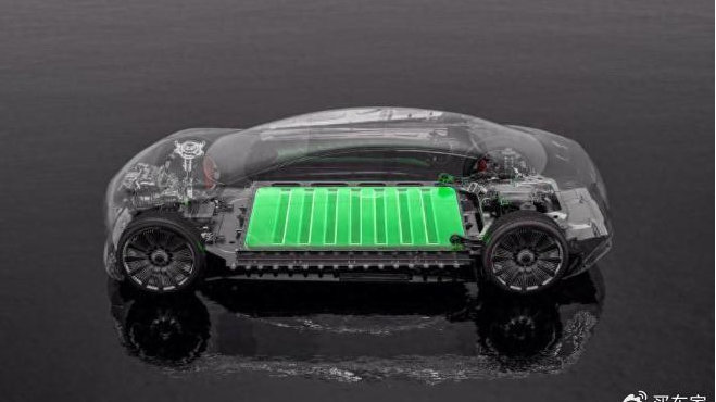 4s店再现天价电池包，22万换电池还有谁敢买电车？