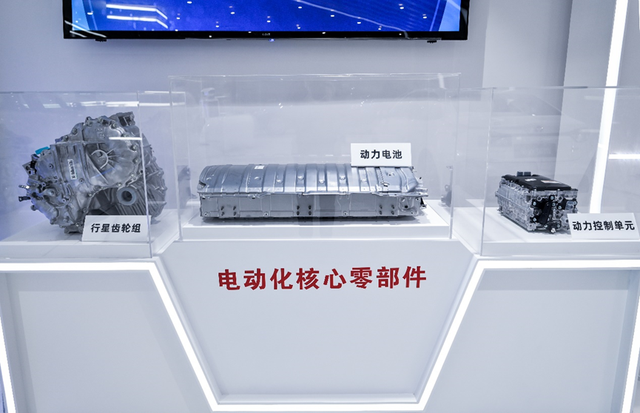 又一品牌进驻核心商圈!体验店模式将取代传统4S店? 又一品牌进驻核心商圈!体验店模式将取代传统4S店?