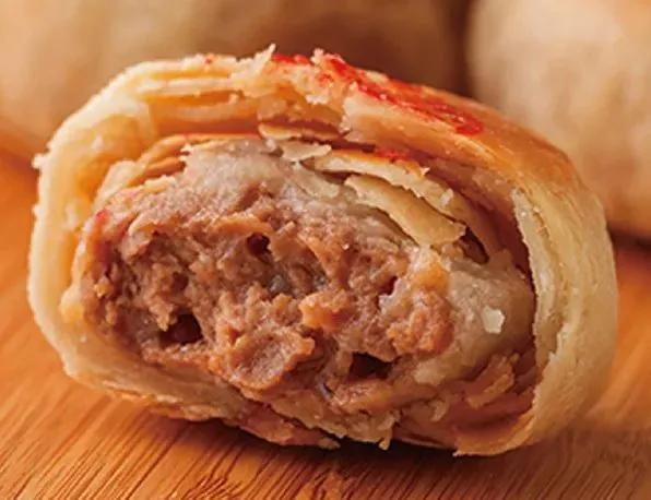 上海人消灭全国一半鲜肉月饼!天不亮光明邨排队开始休闲区蓝鸢梦想 - Www.slyday.coM 上海人消灭全国一半鲜肉月饼!天不亮光明邨排队开始休闲区蓝鸢梦想 - Www.slyday.coM