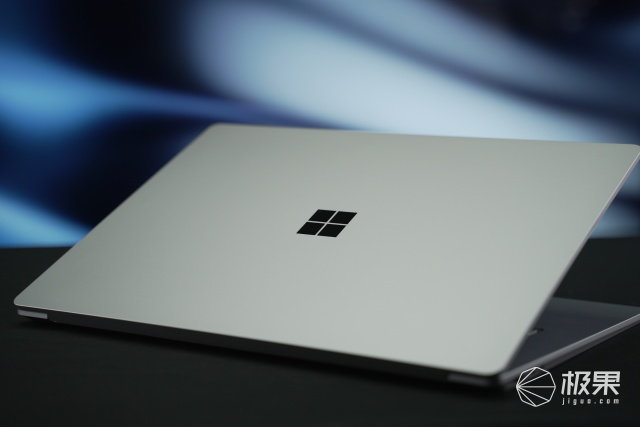 お買物マラソン最大1000円OFFクーポンあり 極美品 Surface Laptop 4