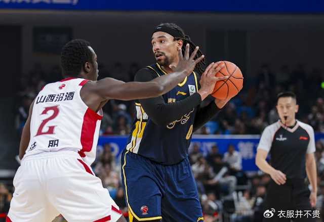 广东宏远3分险胜浙江！杜锋拒绝被逆转，萨姆纳21分，徐杰13分