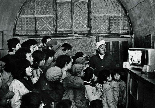 TCLQ78D旗舰云社交智慧电视评测:客厅又响起了欢声笑语 TCLQ78D旗舰云社交智慧电视评测:客厅又响起了欢声笑语