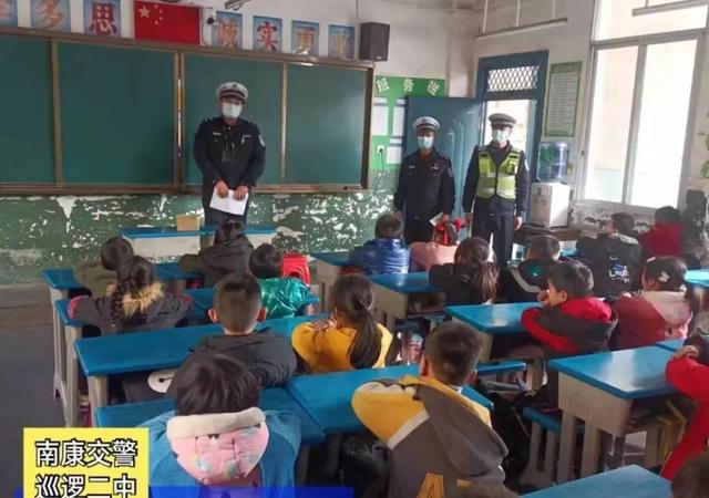 【平安春运】这些“680码”时速惊现赣州,到底是怎么回事?事故告诉您:寒假来了,交通安全不能放假!休闲区蓝鸢梦想 - Www.slyday.coM 【平安春运】这些“680码”时速惊现赣州,到底是怎么回事?事故告诉您:寒假来了,交通安全不能放假!休闲区蓝鸢梦想 - Www.slyday.coM