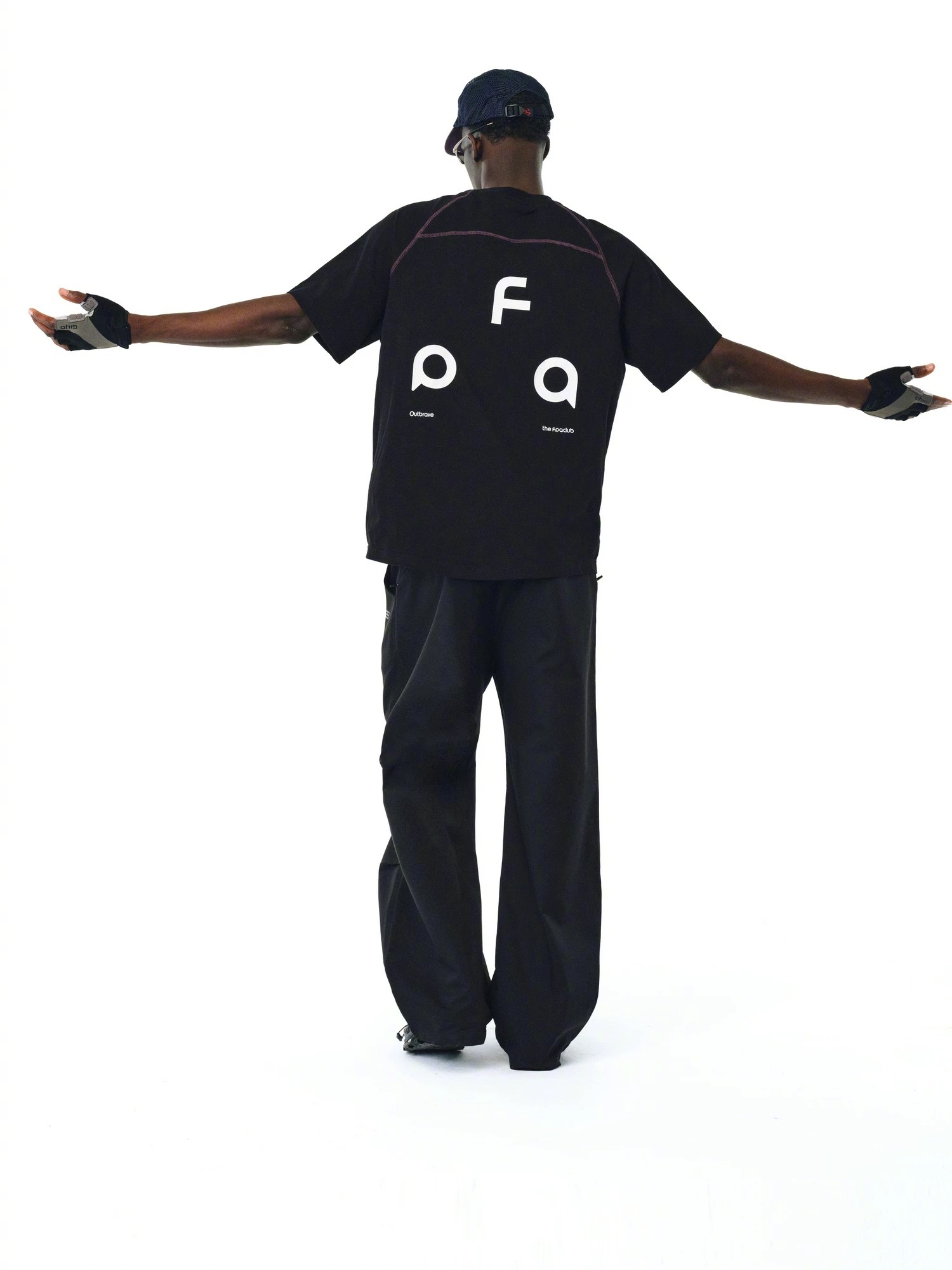 发现这个国潮品牌 fpa 换了新的 logo，销量直接起飞啊！