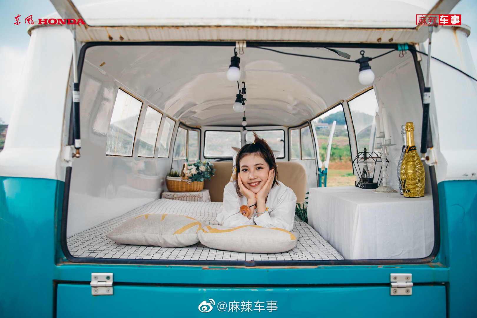 热爱突破自我，从不怕被模仿。 因为每次都迸发出全新可能……