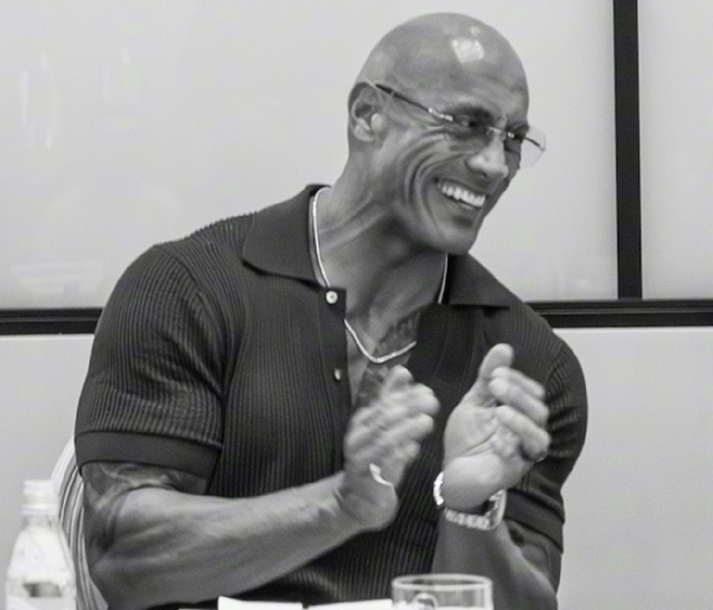 暴瘦54斤，巨石强森开拍新片：满脸皱纹！还要和小李子演黑帮电影