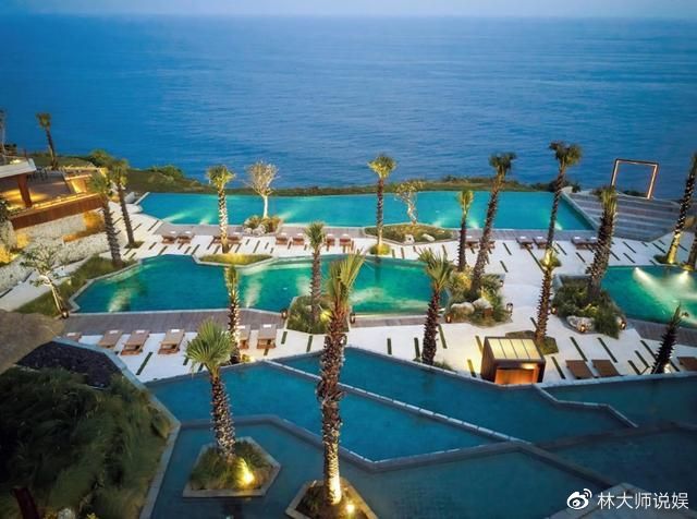 何超莲窦骁婚礼场地曝光:屹立悬崖边占地3600平,120名保镖护航休闲区蓝鸢梦想 - Www.slyday.coM 何超莲窦骁婚礼场地曝光:屹立悬崖边占地3600平,120名保镖护航休闲区蓝鸢梦想 - Www.slyday.coM