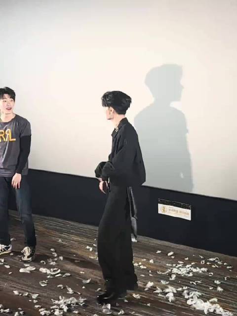 国超这天生的少年感啊啊啊啊