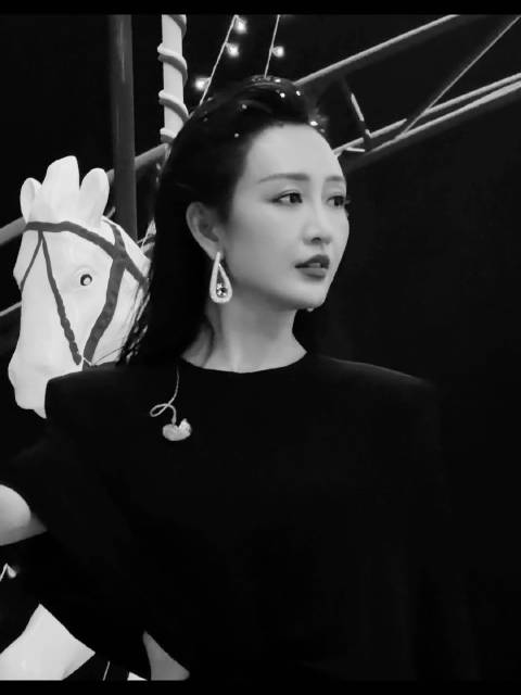 王鸥大侦探后台花絮曝光，侦心演唱会圆满落幕