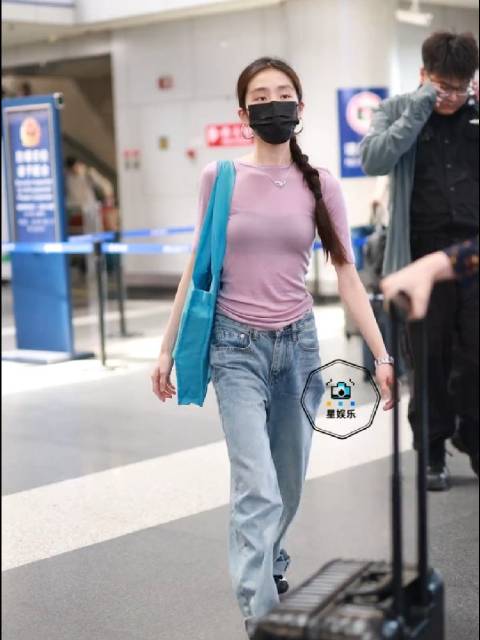 黄多多被传将出演电影人鱼引热议