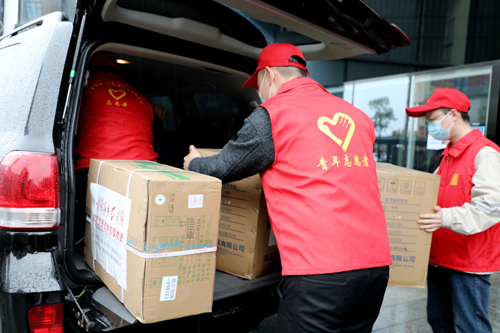 大唐华银电力:千里驰援向吉林省捐赠防疫物资休闲区蓝鸢梦想 - Www.slyday.coM 大唐华银电力:千里驰援向吉林省捐赠防疫物资休闲区蓝鸢梦想 - Www.slyday.coM