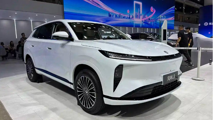 11万的“小理想”！配齐冰箱彩电大沙发，油耗5.3L，用车成本低？