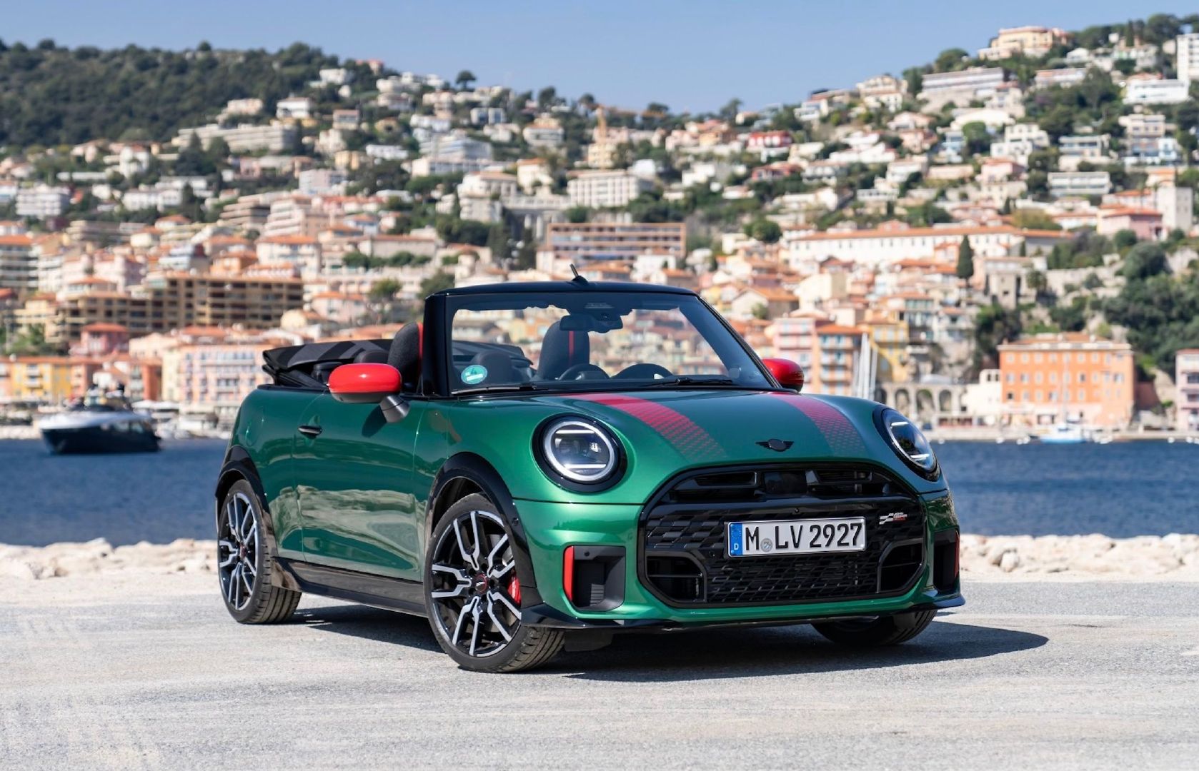 MINI JCW敞篷发布，231匹马力，6.4秒破百