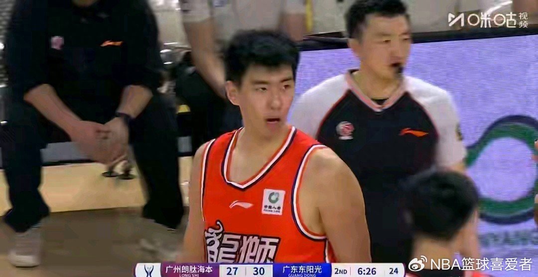从板凳到盖帽王：徐昕的逆袭之路