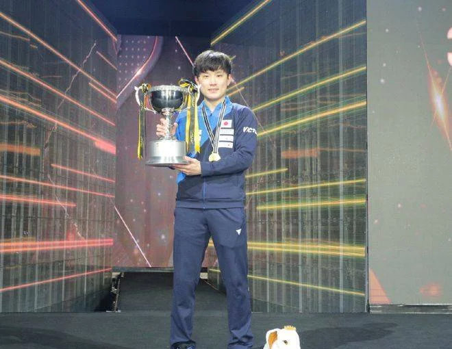 国际乒联官宣第47周世界排名，张本智和正式超马龙，跃升世界第2