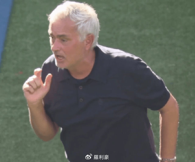 皇马客负马竞丢冠争，维尼低迷穆帅需变阵