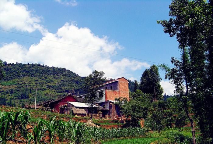 乐山地区gdp_风云巨变,看四川各市州人均GDP潮起潮落,乐山绵阳宜宾超过自贡