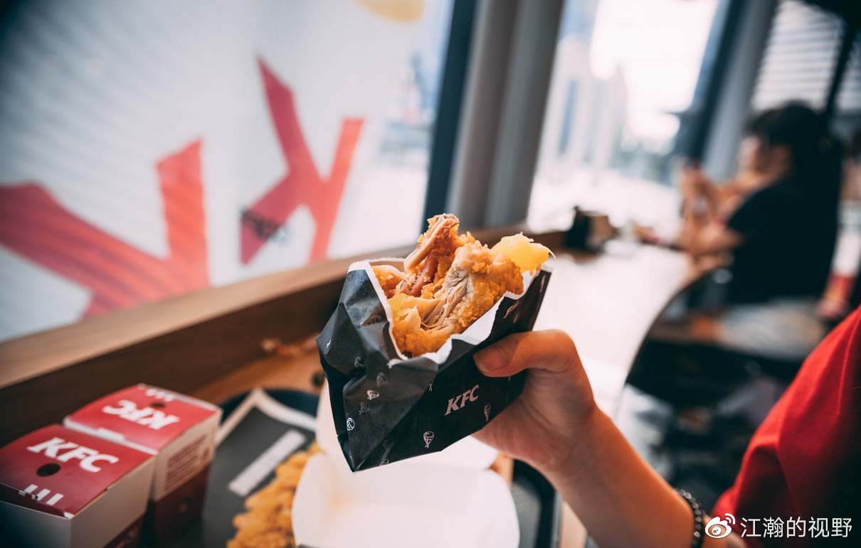 肯德基可达鸭刷屏全网?为啥又是肯德基?为啥又是玩具?休闲区蓝鸢梦想 - Www.slyday.coM 肯德基可达鸭刷屏全网?为啥又是肯德基?为啥又是玩具?休闲区蓝鸢梦想 - Www.slyday.coM