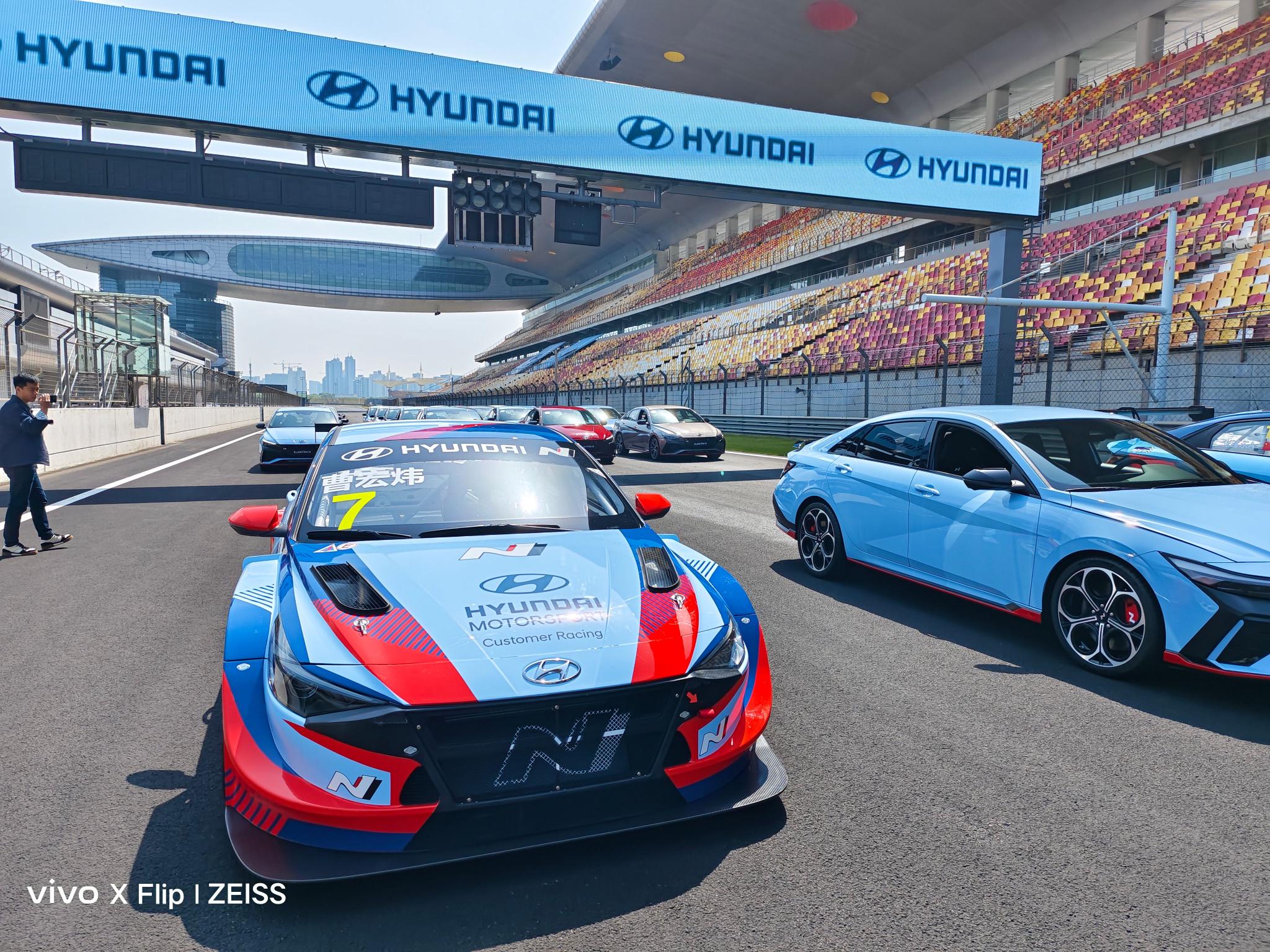 试试韩国的性能车