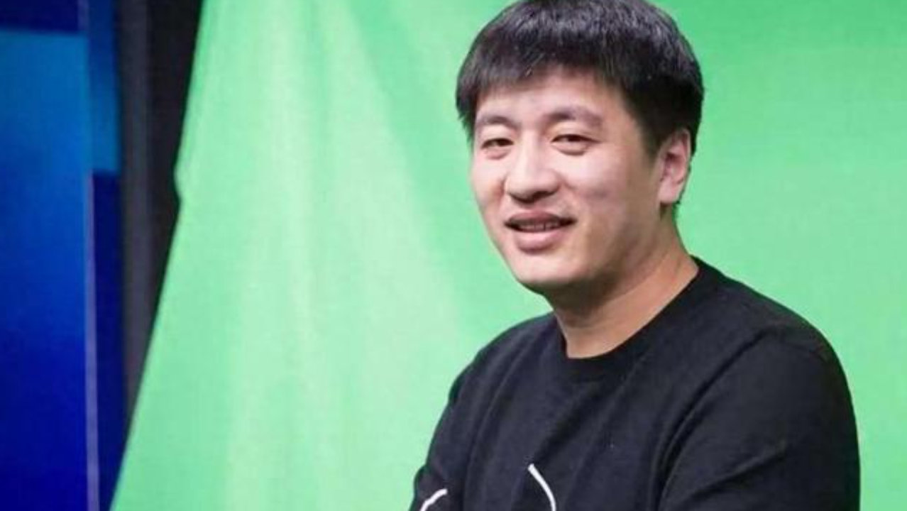 网红频踩红线！陈震偷税、张雪峰被禁言，赚钱岂能毫无底线？