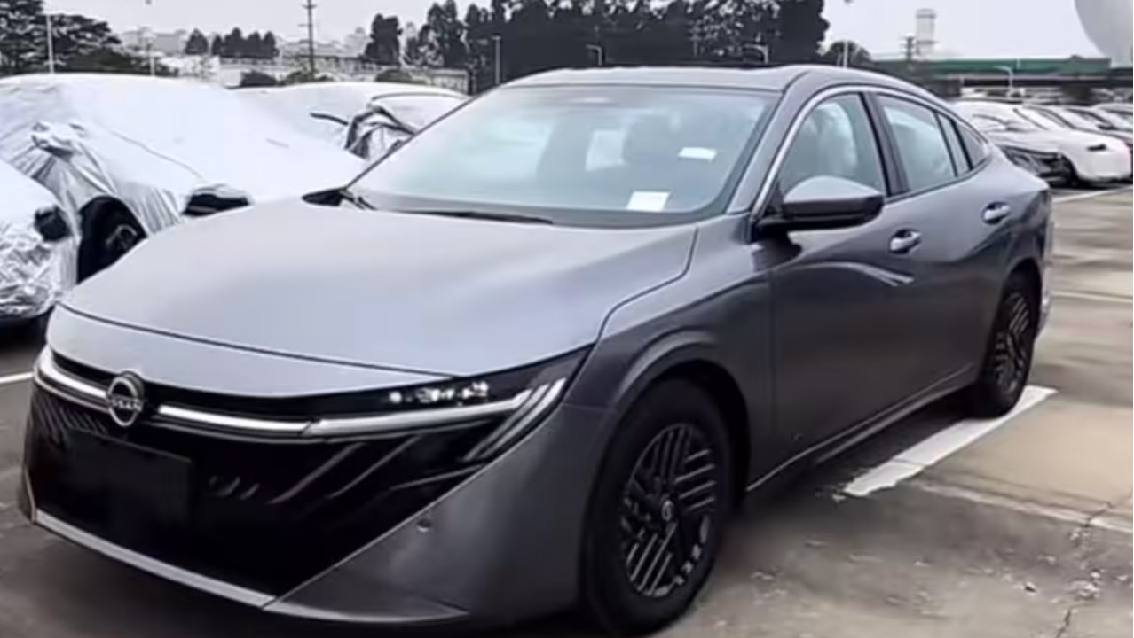 内外大变样，东风日产全新轩逸实车曝光，上市能成爆款吗？