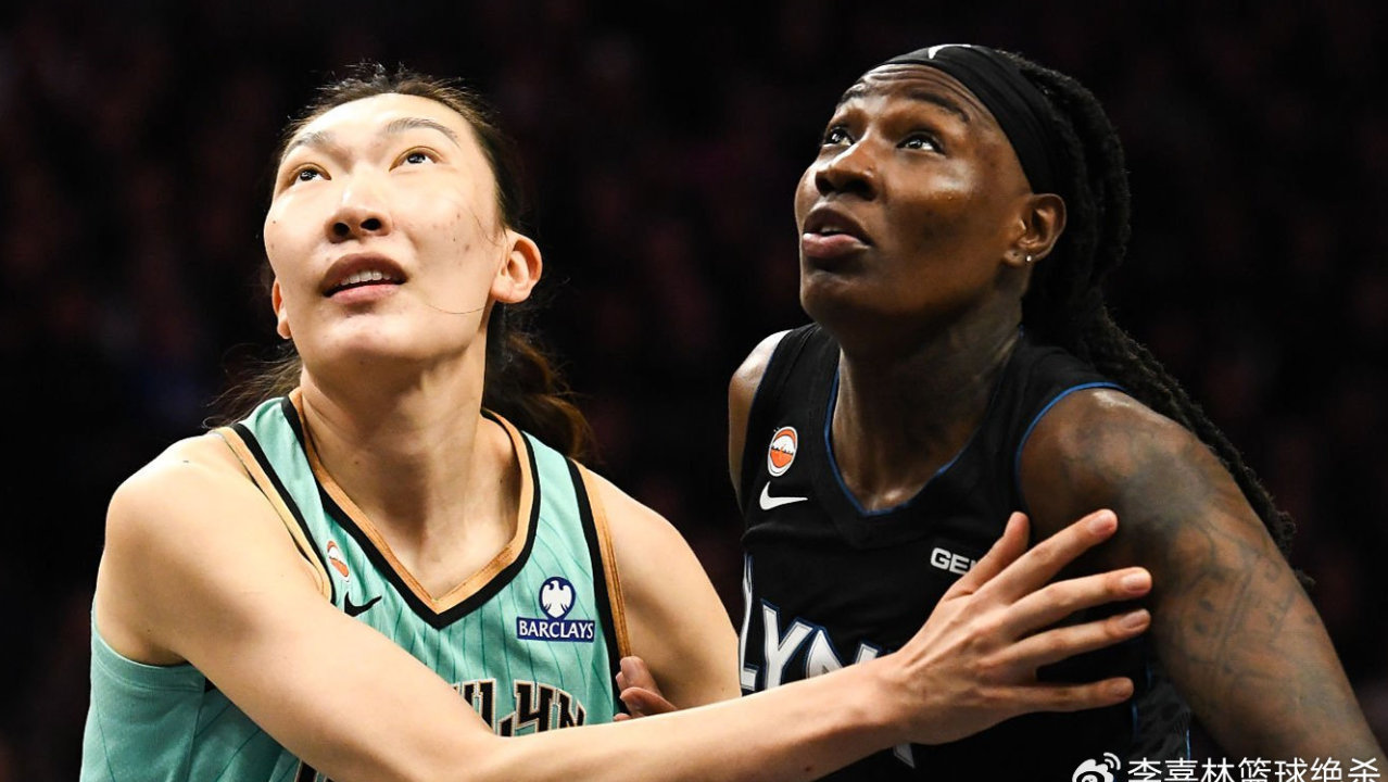 客胜联盟第一！中国女篮27岁2米07王牌闪耀季后赛：辅佐三巨头黑八？
