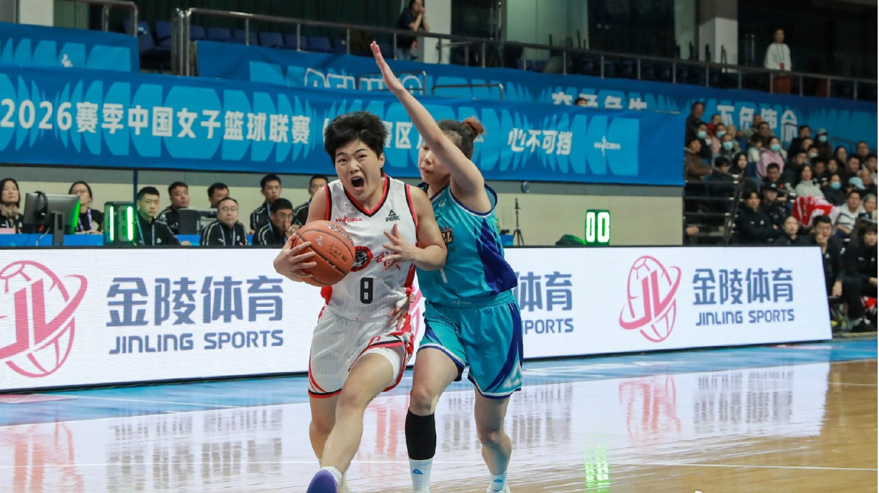 轰29+5+8！中国女篮26岁助攻王大闪耀：宫鲁鸣明年重用她？