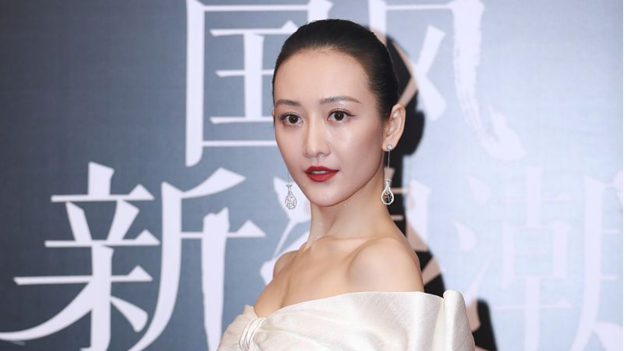 王鸥女儿曝光背后当代女性为何仍在″去父留子″与″原谅出轨″审判中挣扎