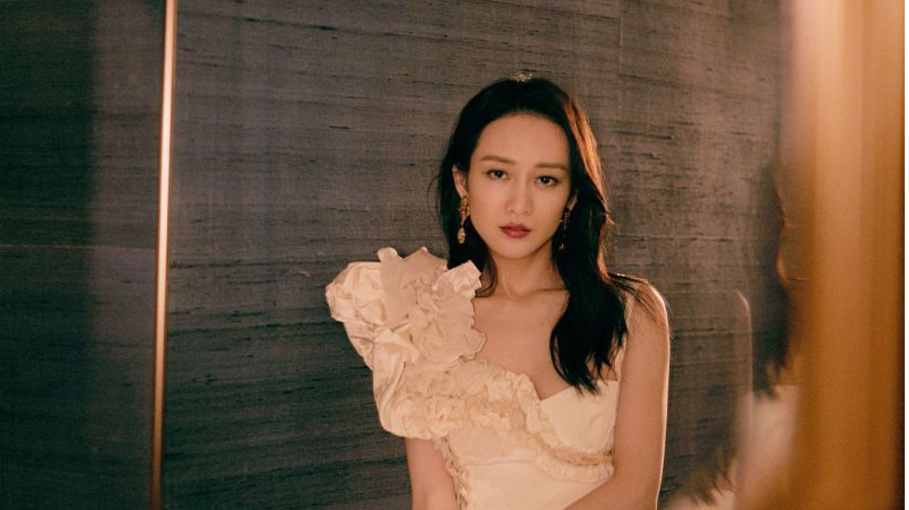 王鸥何九华领证疑云背后：揭秘明星隐婚的灰色生存法则