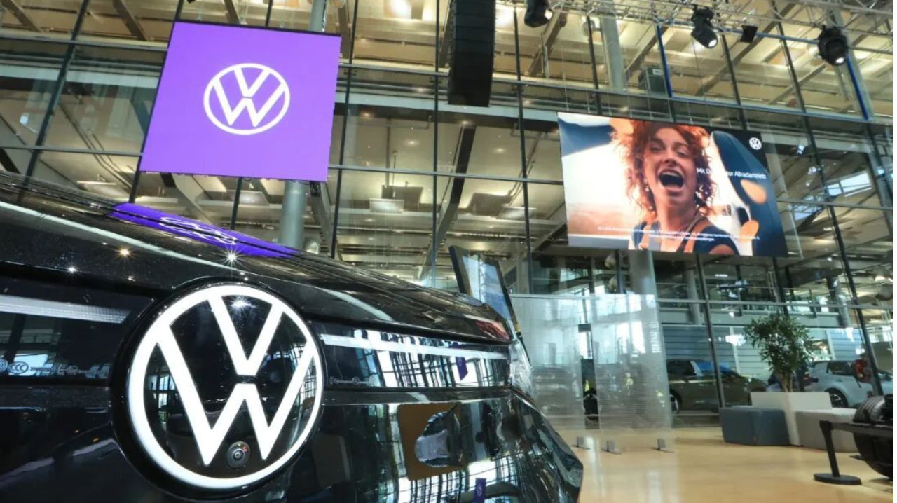 在中美欧三大市场接连遭受重大挑战，大众汽车陷入了长期竞争衰退困境