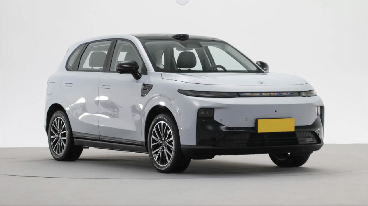 售9.08万起，510km续航+欧盟级安全，短途试驾体验零跑B10