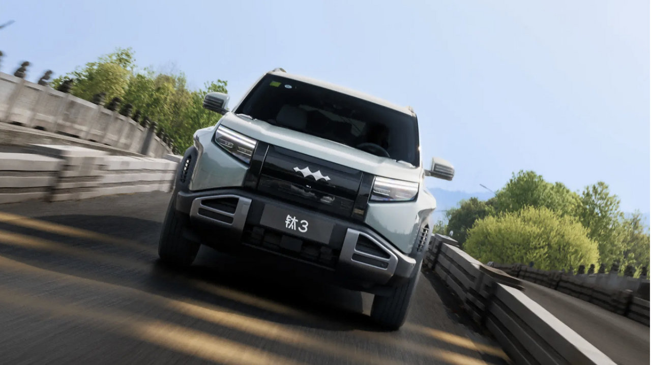 充电9分钟续航602km，方程豹钛3闪充版如何″降维打击″？