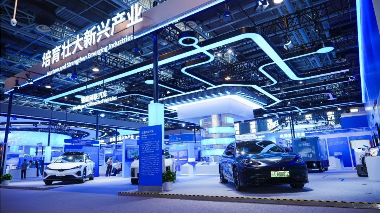 从L3到L4，“北汽智驾矩阵”亮相中关村论坛年会