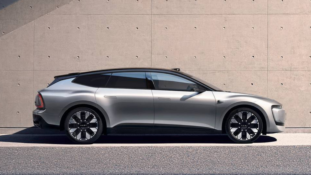 20多万入手纯电旅行车 奥迪E5 VS 蔚来ET5T 看完你会选谁？