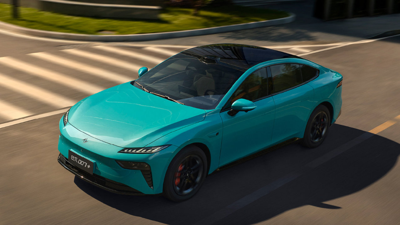 15万内，就能买到8295座舱+激光雷达+650km续航的纯电轿车！