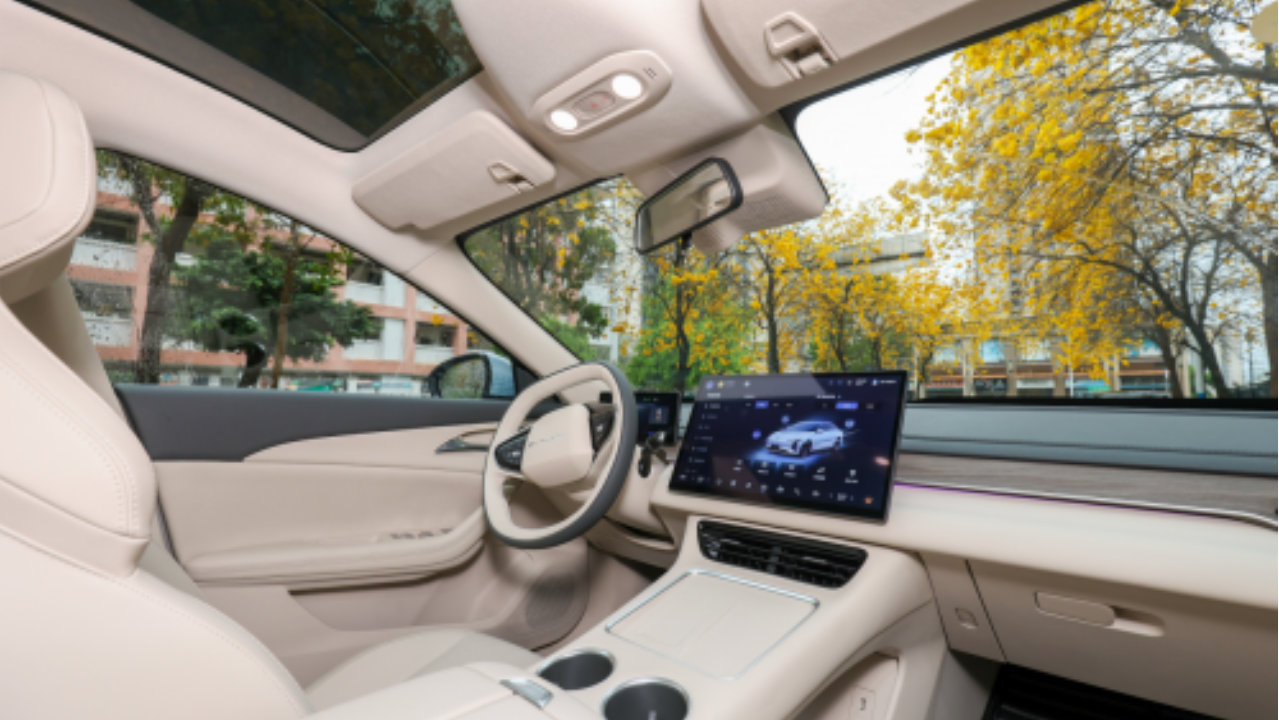 后备箱告急？星海S7 800V超快充版，大空间将团圆的心意全装下