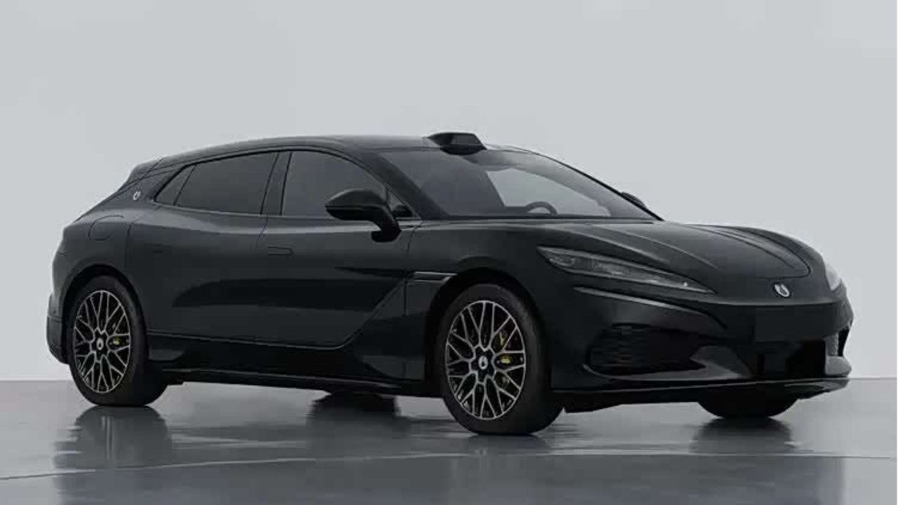 砍掉双电机降低门槛，腾势新Z9GT用“减配”自救