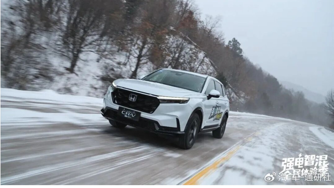 三十而立，CR-V如何以“进化”与“韧性”穿越车市迷航