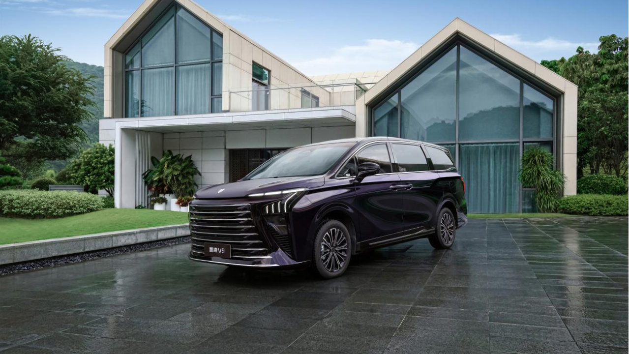 过年返乡开什么车最体面？这款20万内的MPV，让全家舒适到家！