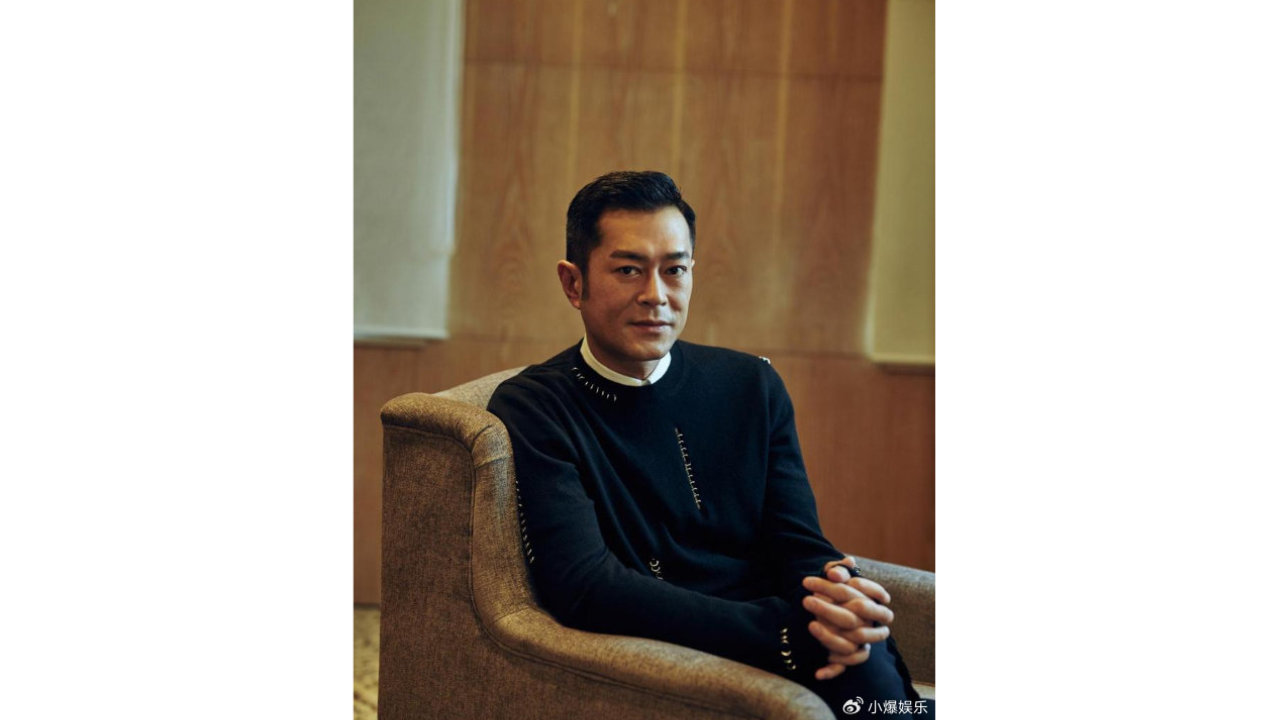 古天乐因童年脑瘀血后遗症，怕父母旅途出事，选择圈养式尽孝