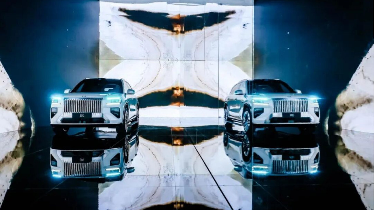 “新公路之王”极氪8X预售，37.68万元—51.68万元起