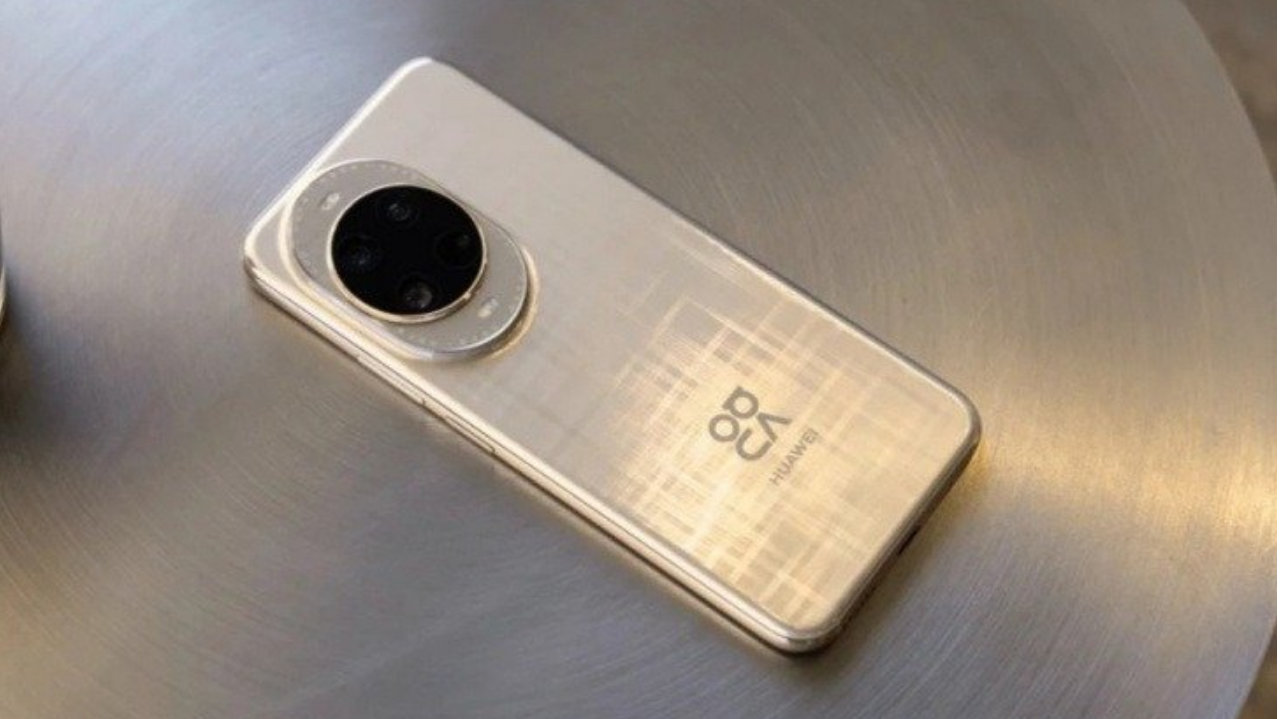 至少两种屏幕尺寸没有mini版、6开头电池，疑似华为nova15系列节前见