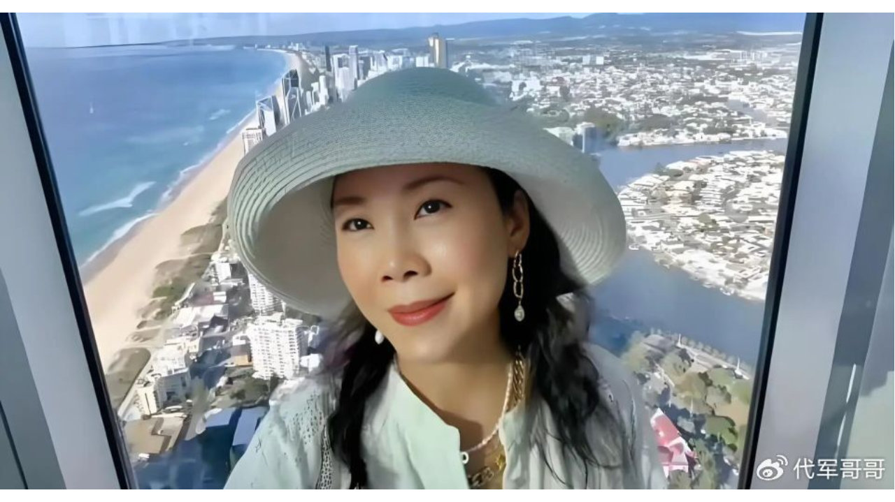 国内挣钱国外花！59岁定居澳洲的田震回国内开演唱会，遭网友群嘲