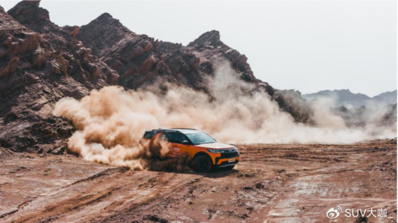 全场景穿越“公路之王”！福特探险者勇闯“死亡之海”塔克拉玛干