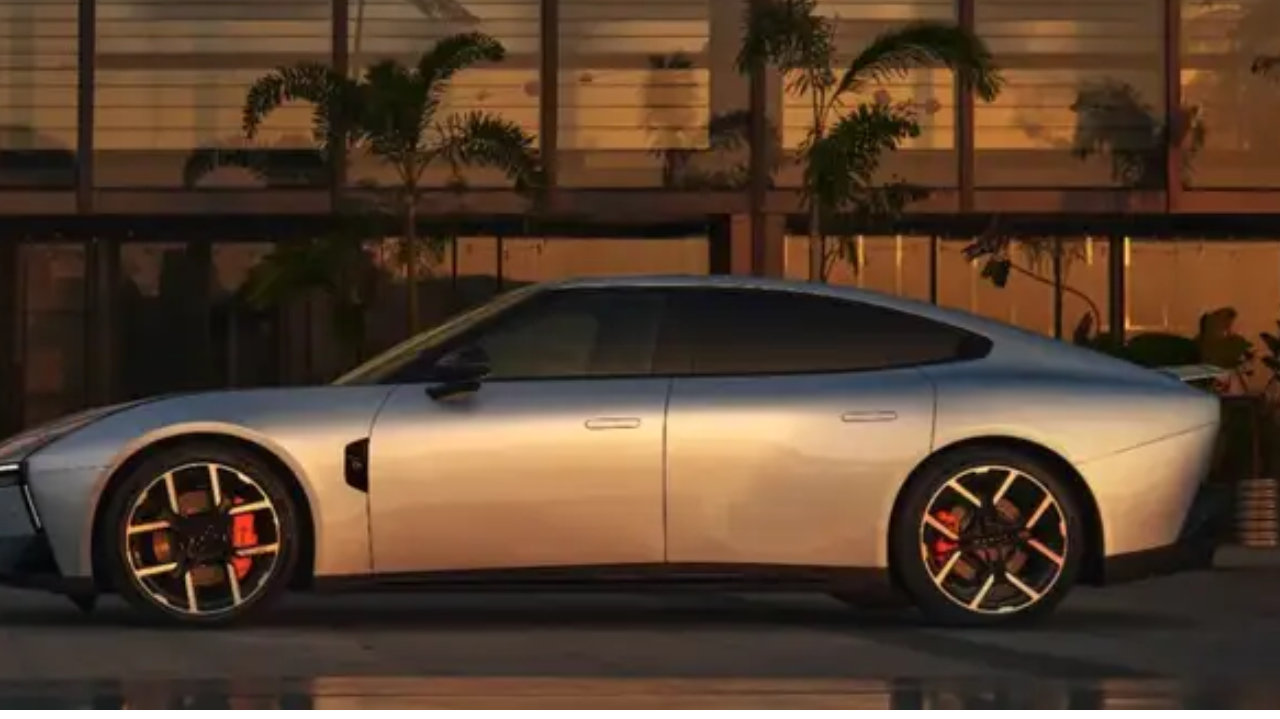 比Model 3便宜！这车智驾强、空间大，但缺点你敢忍？