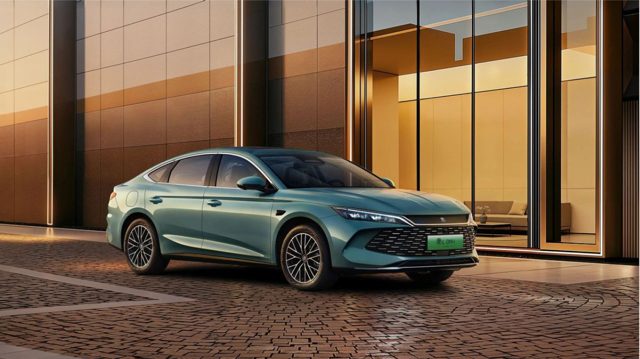 日系新秀vs国产标杆 10万入手插混B级车 选日产N6还是秦L