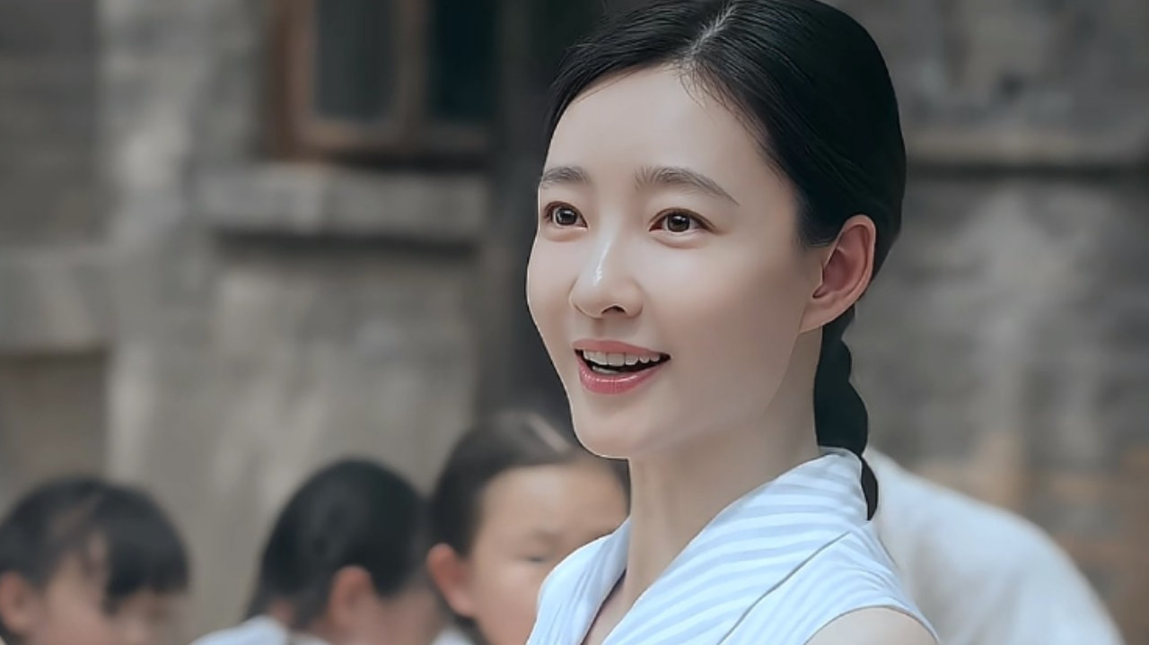 《主角》直到小白鞋被玷污自杀，胡三元才知，黄正经的色心有多重