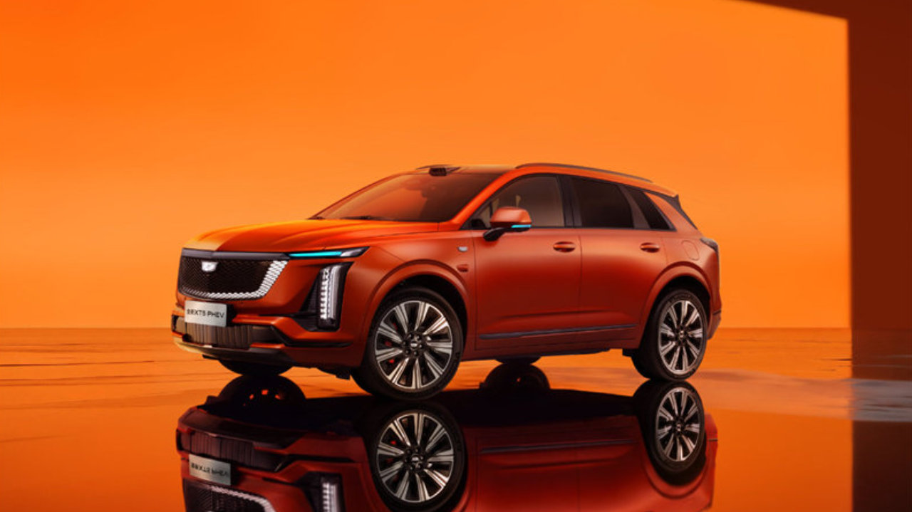 全新 XT5 PHEV 首发 Momenta R7 世界模型，开启全路况智驾新篇章