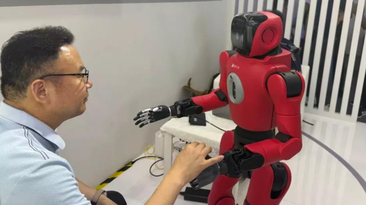 破解医疗服务痛点，机器人大有可为