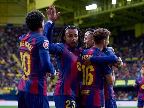 足球——西甲：巴塞罗那胜比利亚雷亚尔